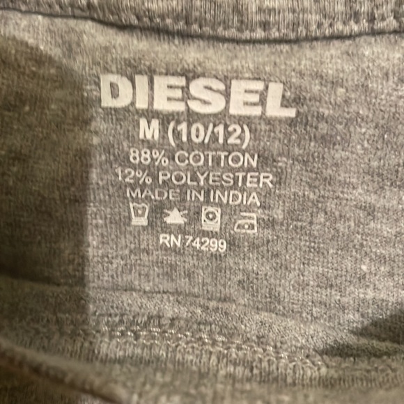 Nice Diesel t-shirt - Picture 3 of 3